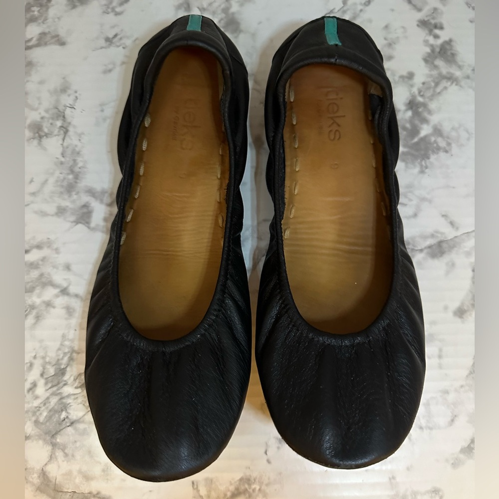 Women’s Tieks Size 9 Black